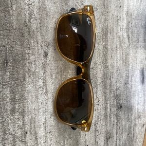 Brand new, never worn Ray-Ban “Wayfairer” model in gold tortoise with black arms